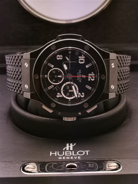 how much should a hublot black magic watch weigh|Hublot black magic 44mm.